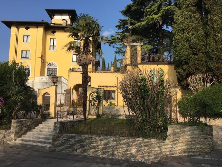 Villa Callas Divina Sirmione Bagian luar foto